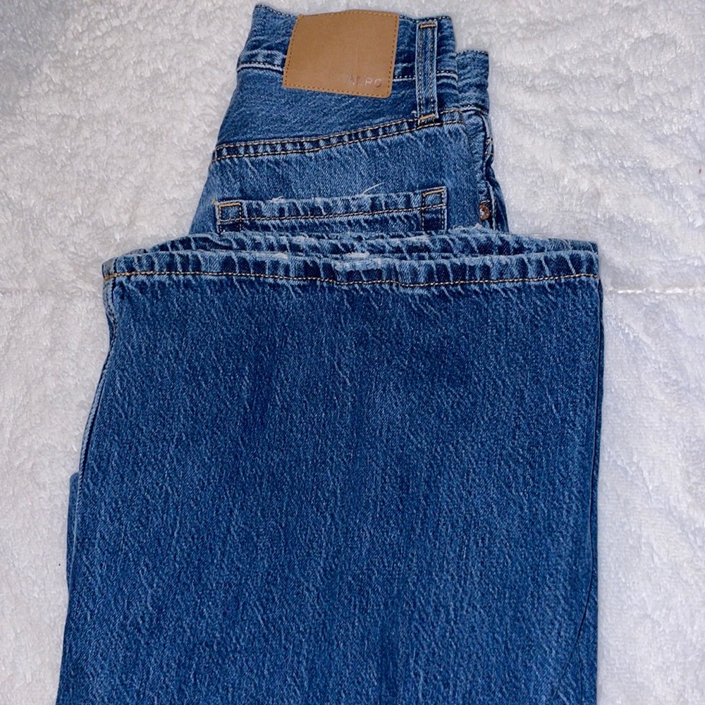 High Riss Wide Leg Jeans with Rips - Picture 3 of 4